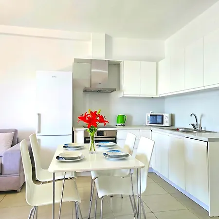 Panorama View In 271 Apartamento